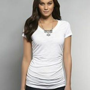 New York and company white tee with side ruching